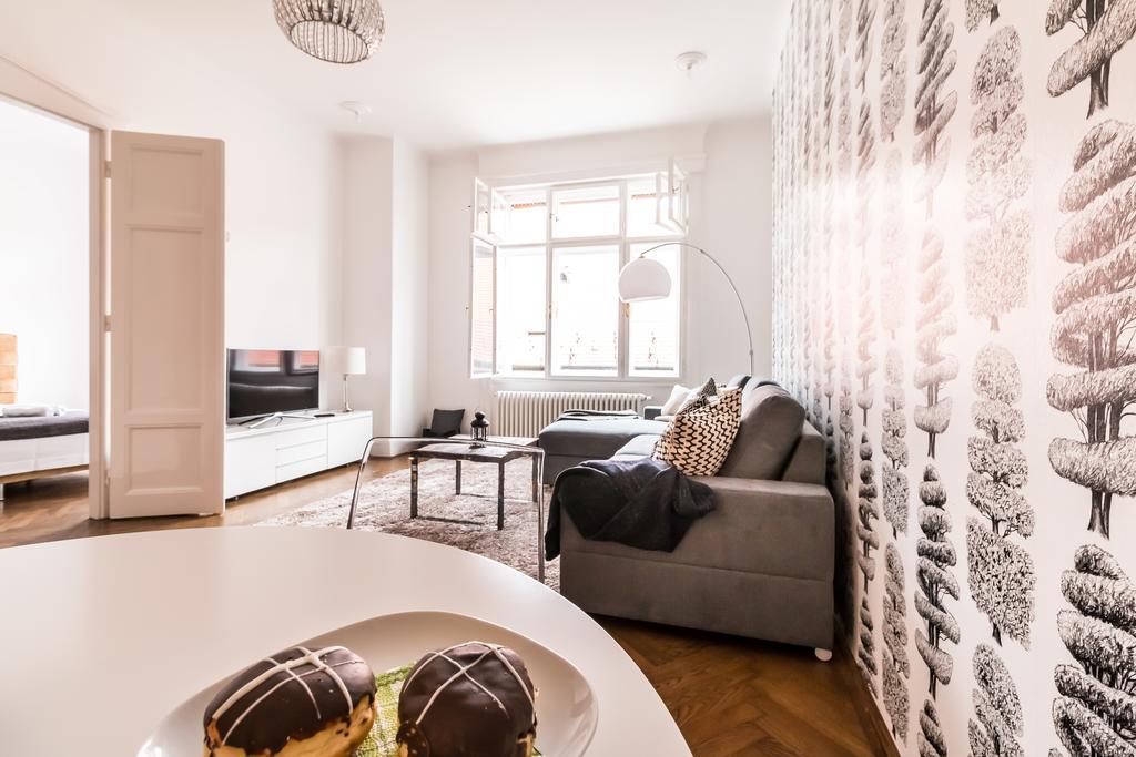 Cityhold Premier Apartment Budapest Luaran gambar